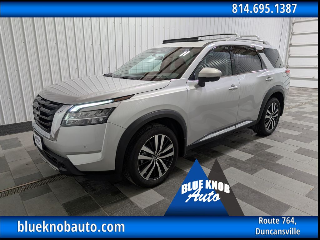 2023 Nissan Pathfinder Platinum 4WD
