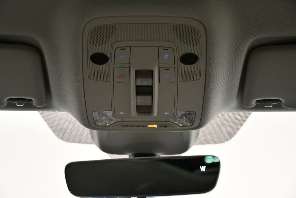 Thumbnail: 2025 Audi Q3 - 19