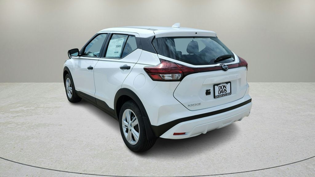 2025 Nissan Kicks Play