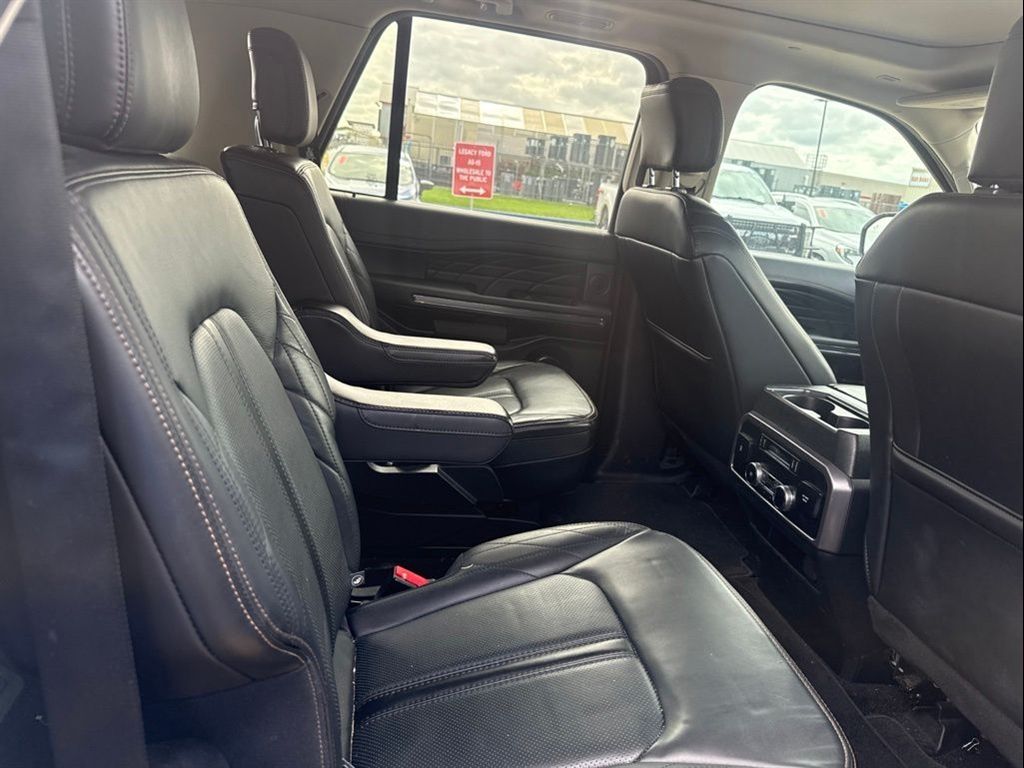 2020 Ford Expedition Max Platinum White at Community Honda