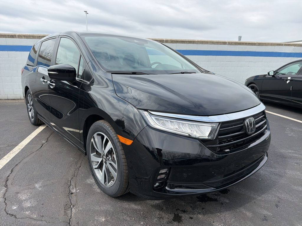 Thumbnail: 2023 Honda Odyssey - 7