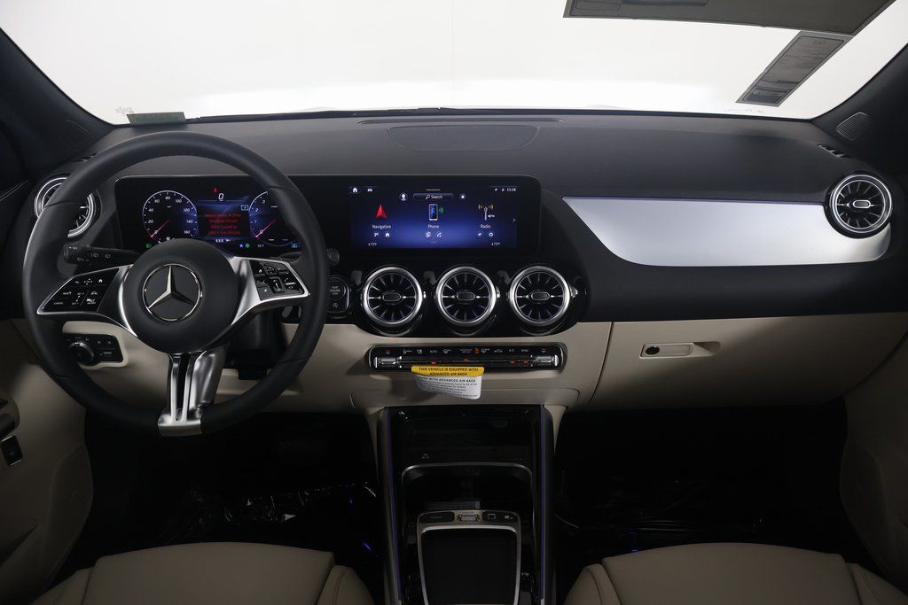 2025 Mercedes-Benz GLA 250 4