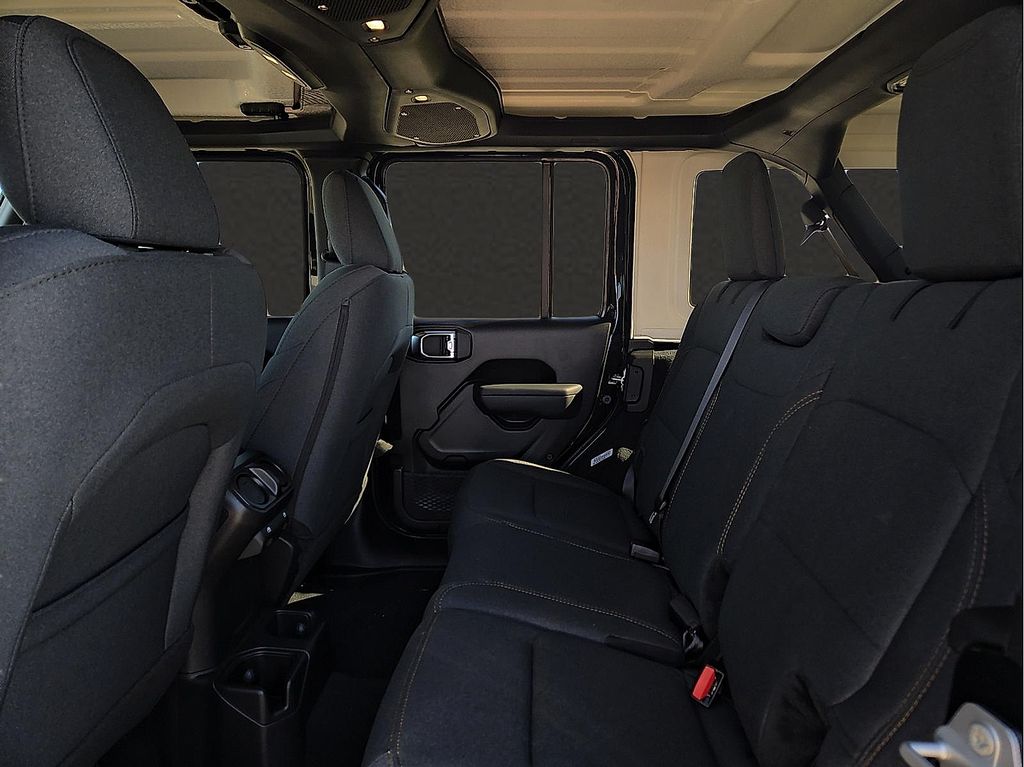 New 2026 Jeep Wrangler For Sale in Farmington, AR