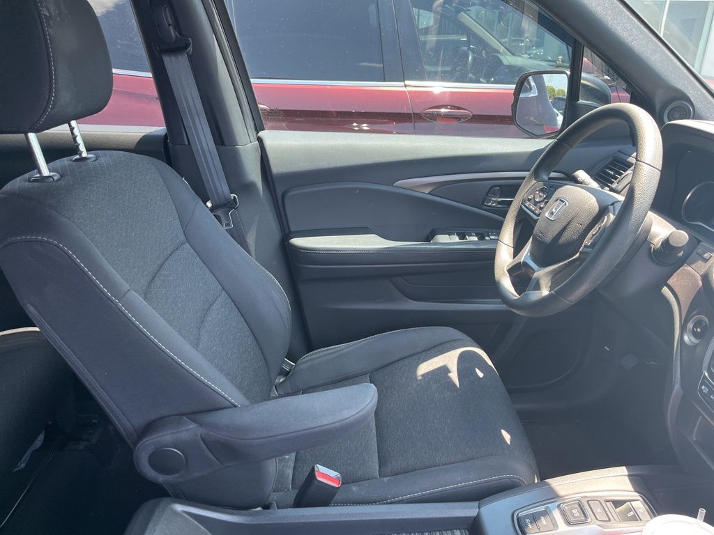 Thumbnail: 2019 Honda Passport - 4