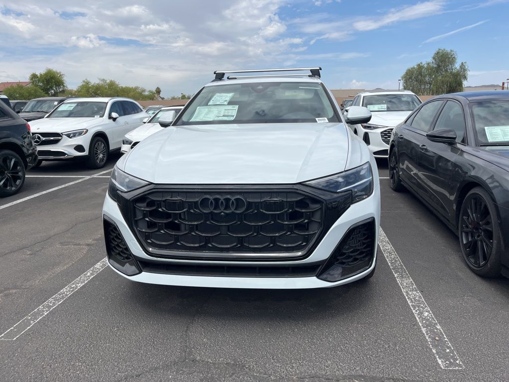 Thumbnail: 2025 Audi Q8 - 2