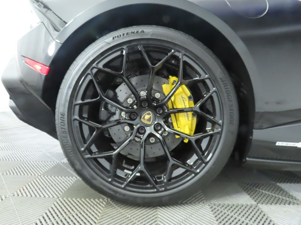 2024 Lamborghini Huracan Tecnica 29