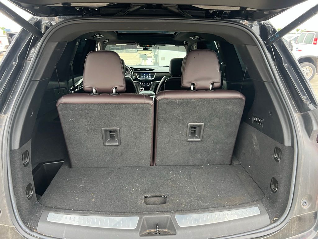 2022 Cadillac XT6 Premium Luxury Black at AutoSavvy Houston Northwest