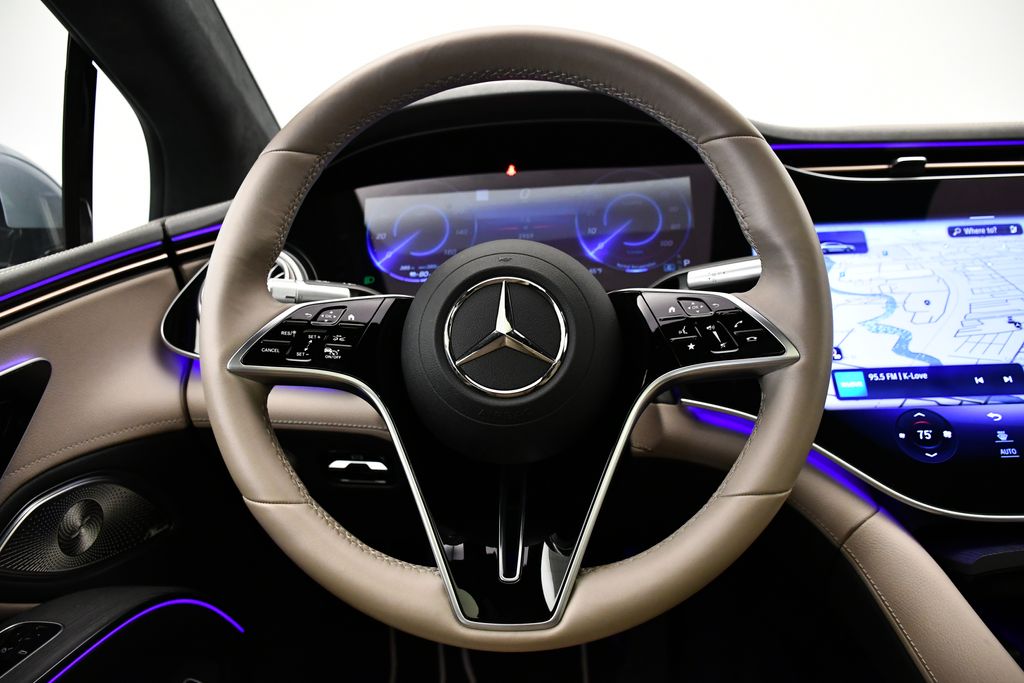 Thumbnail: 2023 Mercedes-Benz EQS - 21