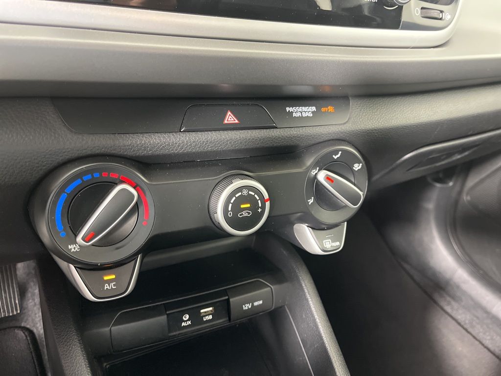 2020 Kia Rio LX 26