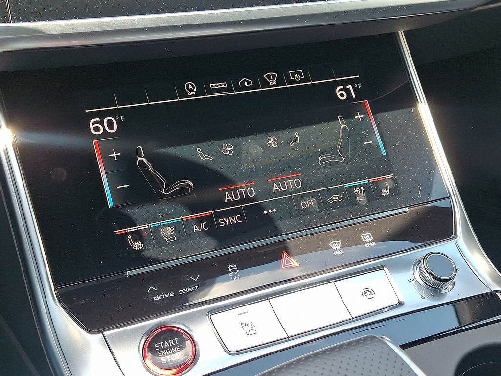 Thumbnail: 2021 Audi RS 6 - 16