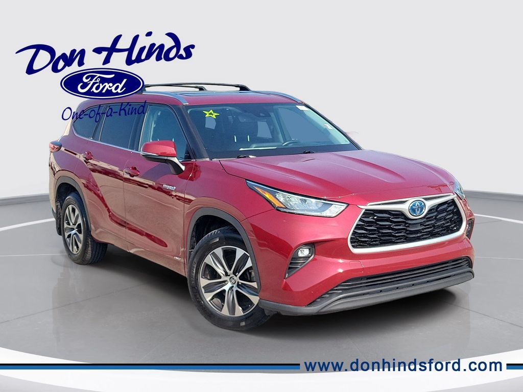  2020 Toyota Highlander Hybrid XLE AWD   