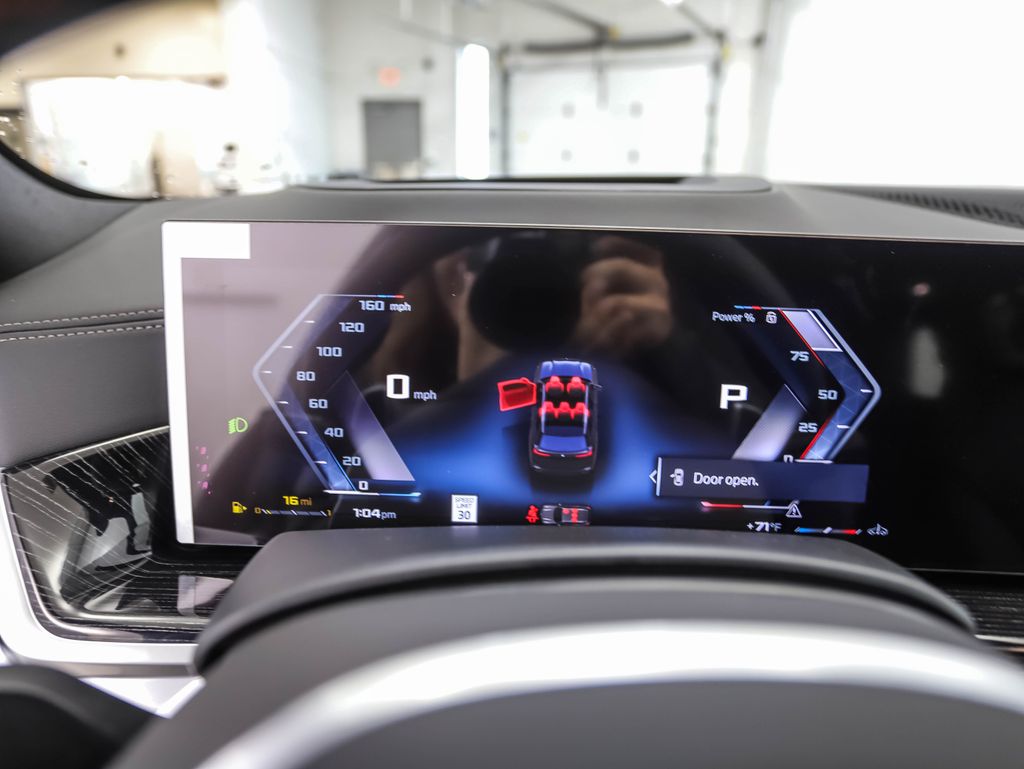 Thumbnail: 2026 BMW X5 - 14