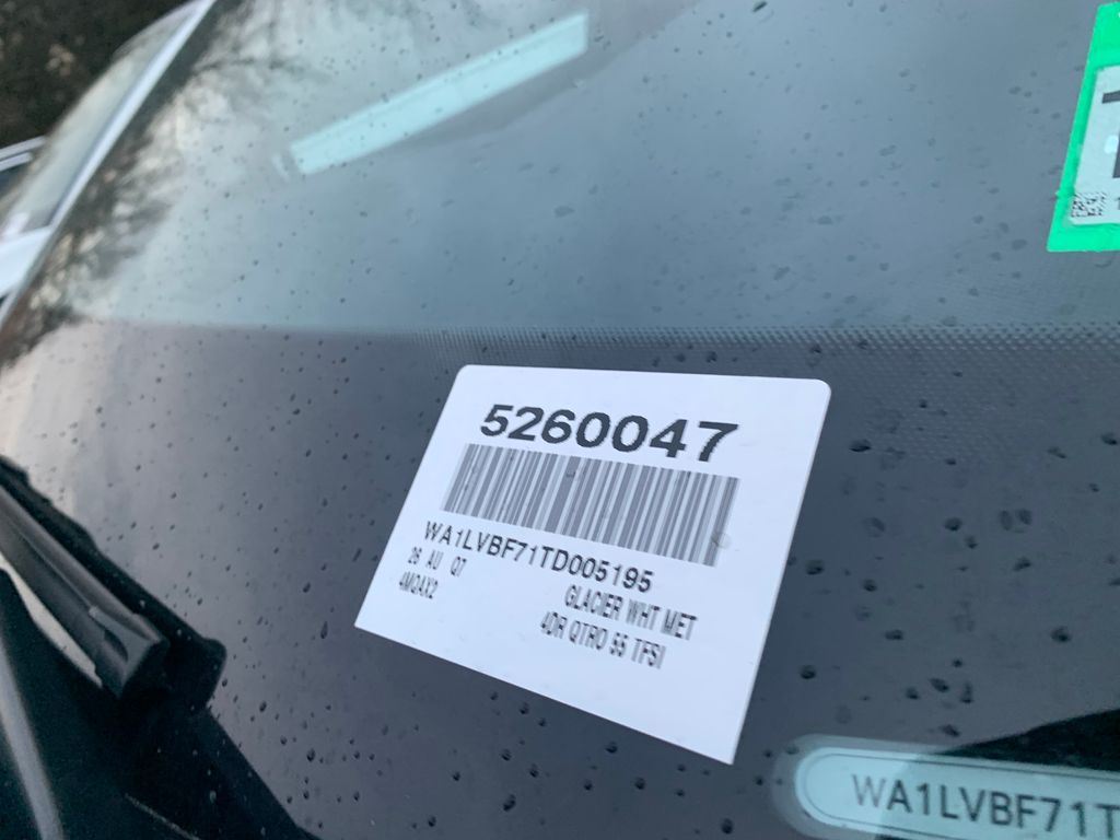 Thumbnail: 2026 Audi Q7 - 6