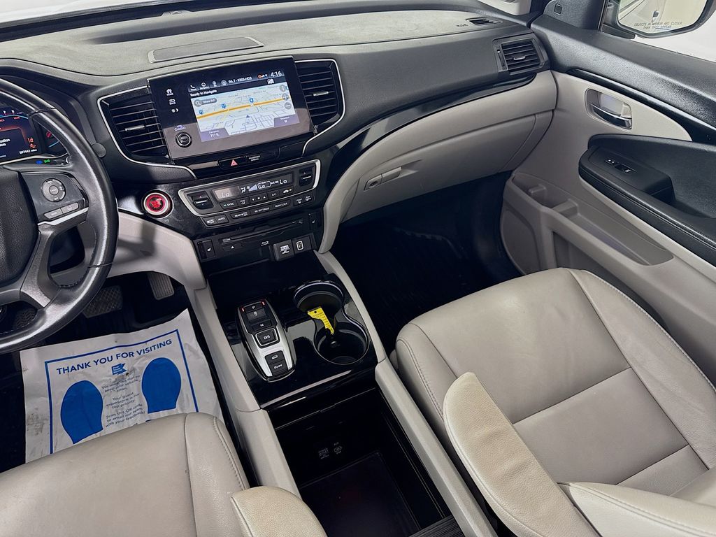 Used Car 2022 Honda Pilot  Touring For Sale Under $30,000 In Austin, Texas