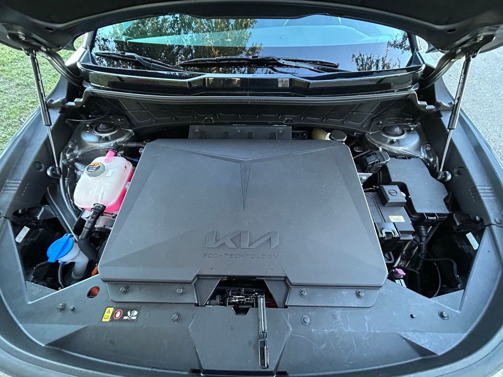 Thumbnail: 2023 Kia Niro - 10