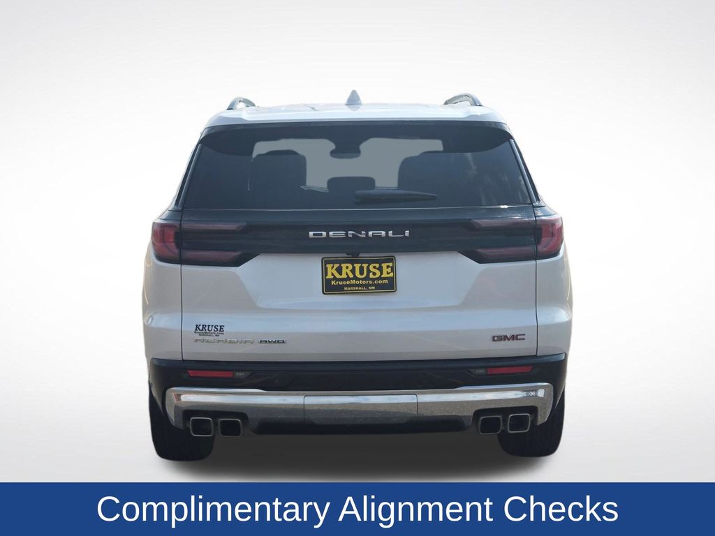 2025 GMC Acadia Denali