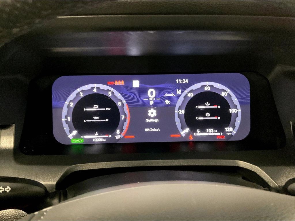 2025 Toyota Tacoma Hybrid — photo 25