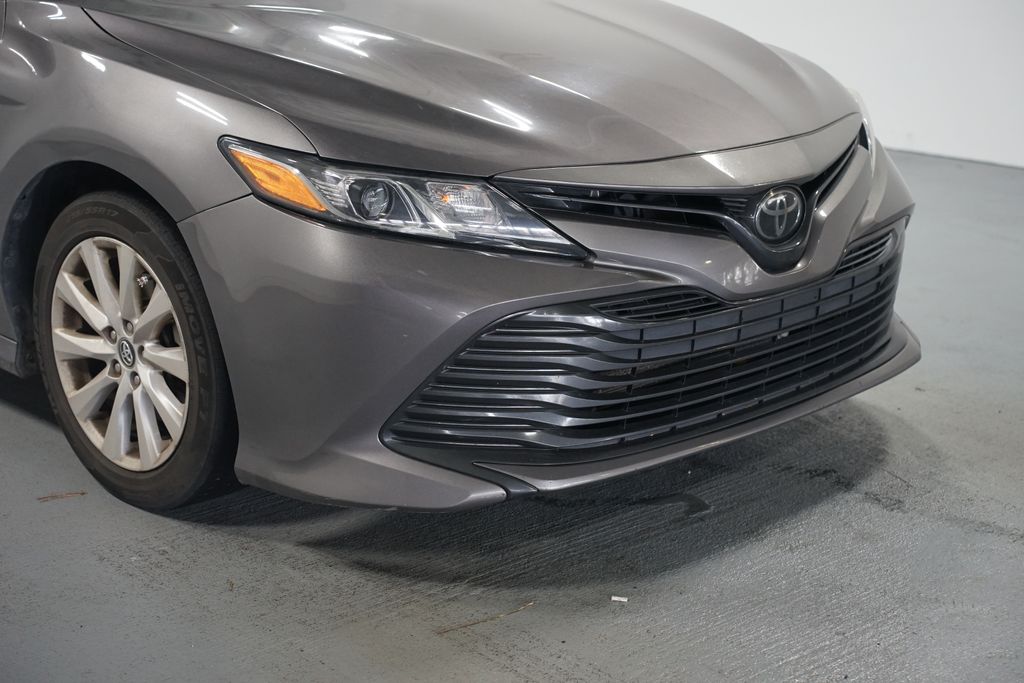 Thumbnail: 2020 Toyota Camry - 4