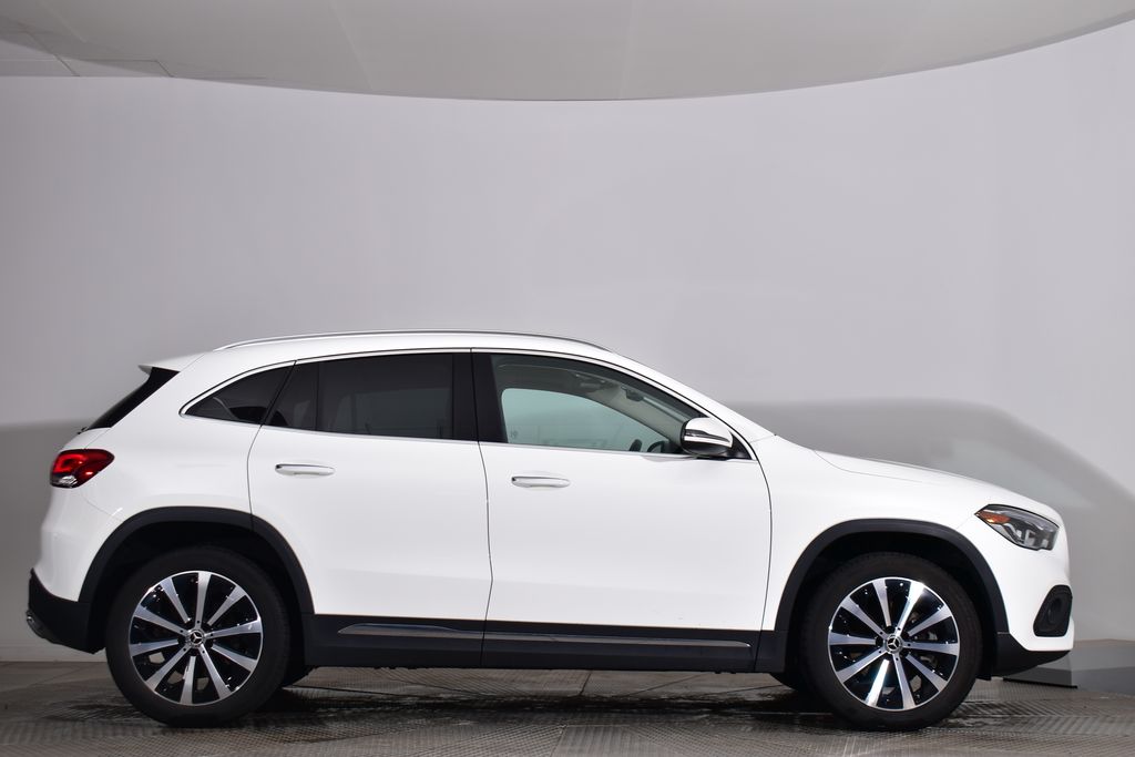 2022 Mercedes-Benz GLA 250 4MATIC 6