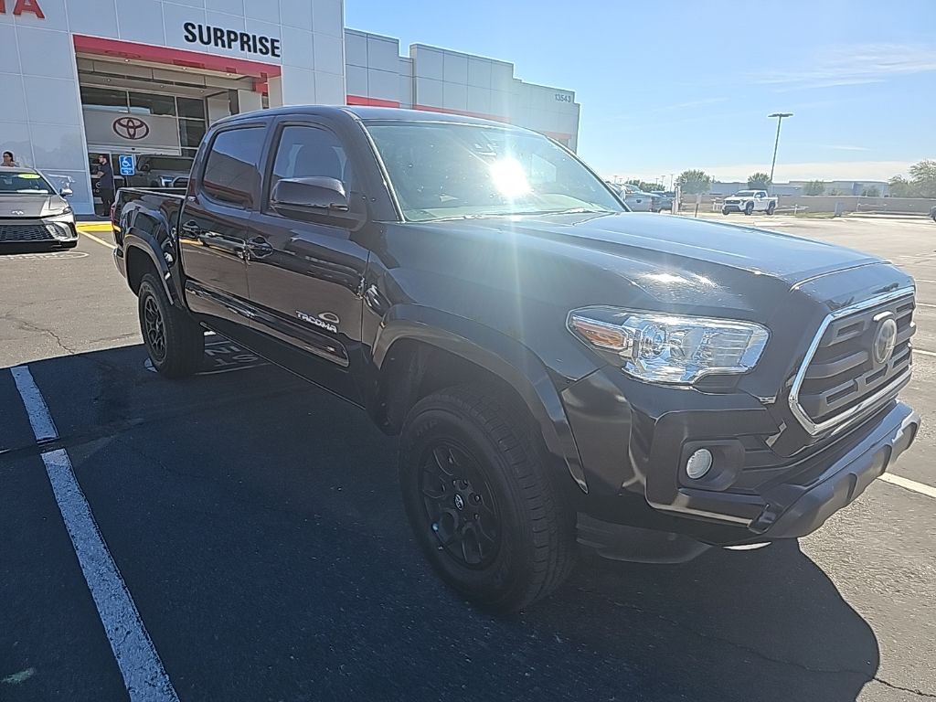 Thumbnail: 2019 Toyota Tacoma - 3