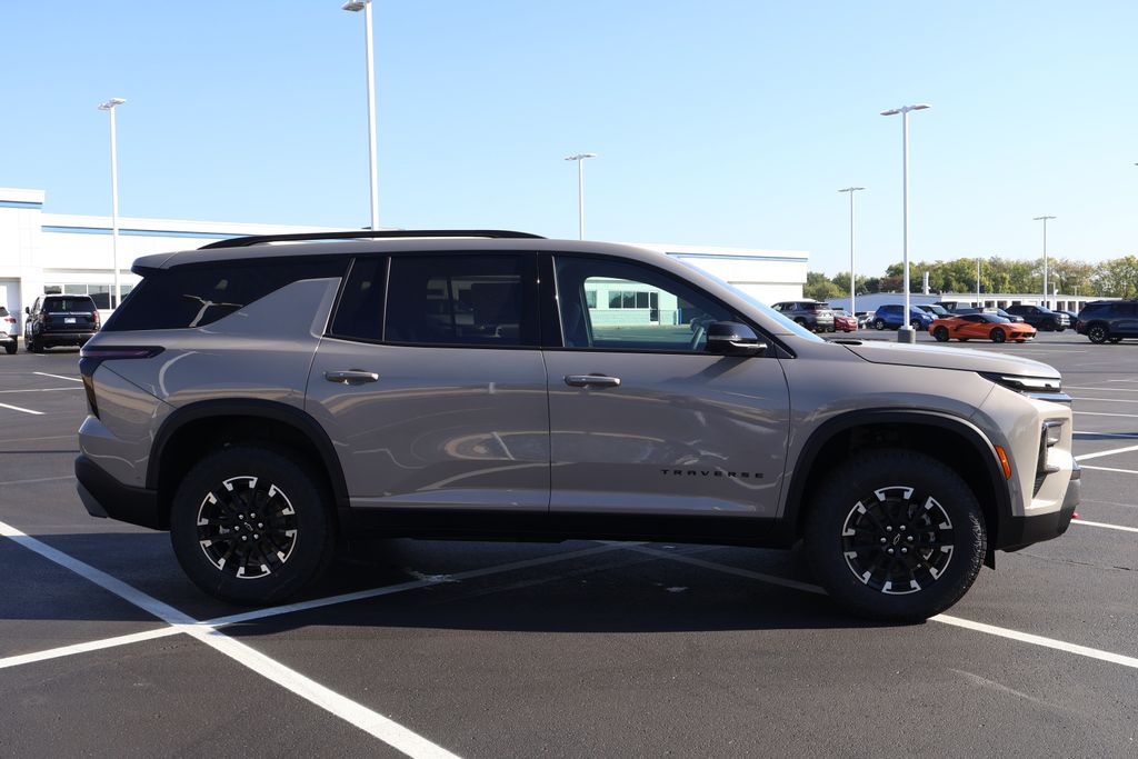 Thumbnail: 2026 Chevrolet Traverse - 9