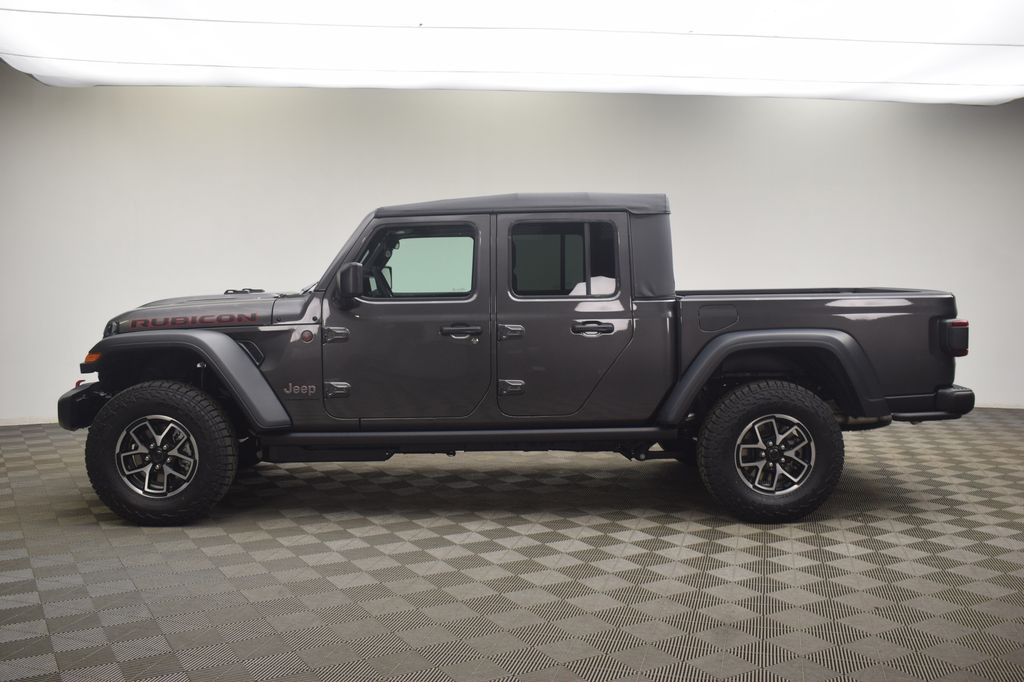 new 2026 Jeep Gladiator car, priced at $53,725