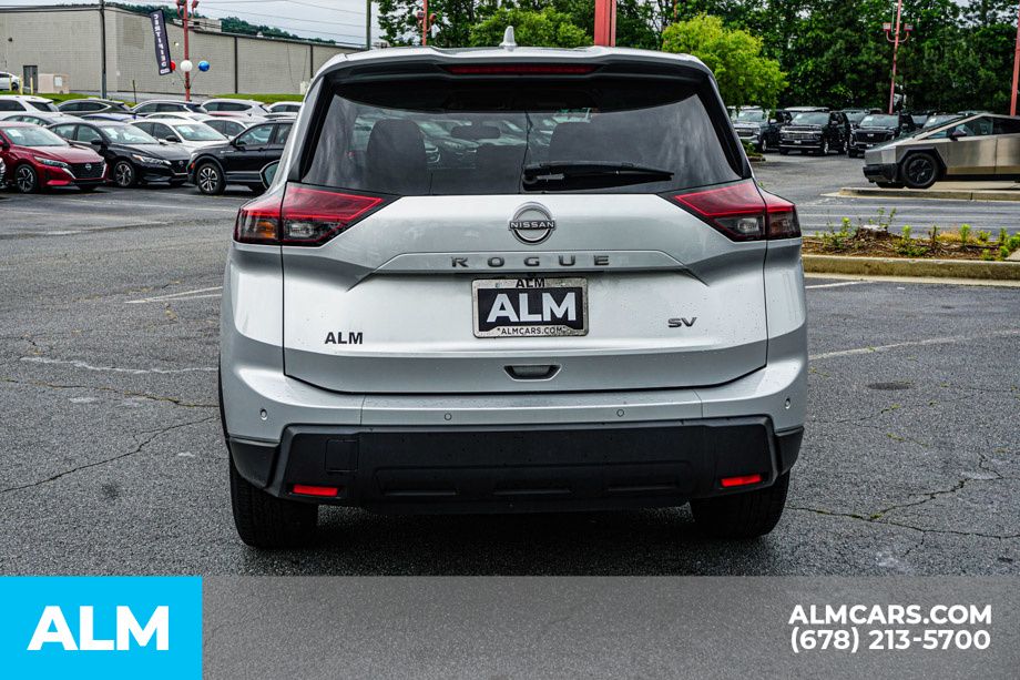 Used 2024 Silver Nissan SV image 11
