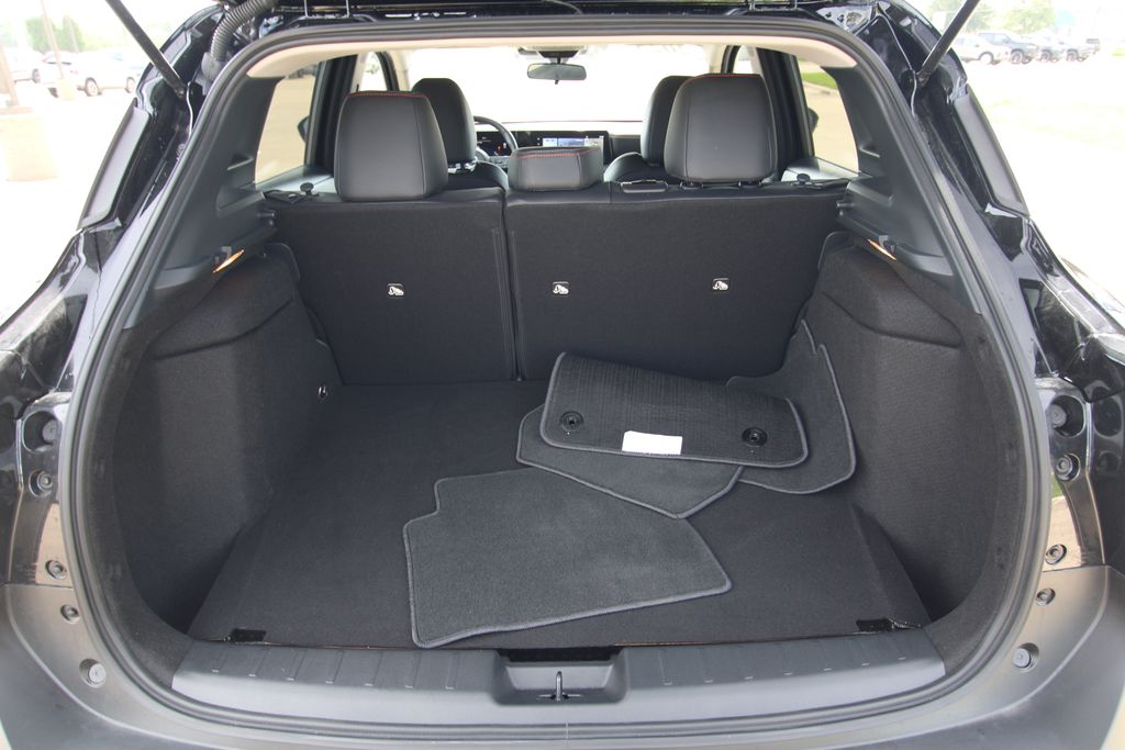 Used 2025 Nissan Kicks SUV