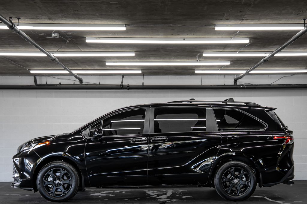 2025 Toyota Sienna