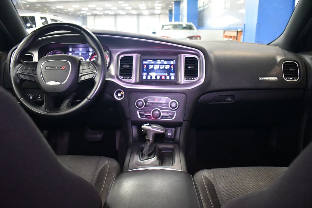 Thumbnail: 2019 Dodge Charger - 17