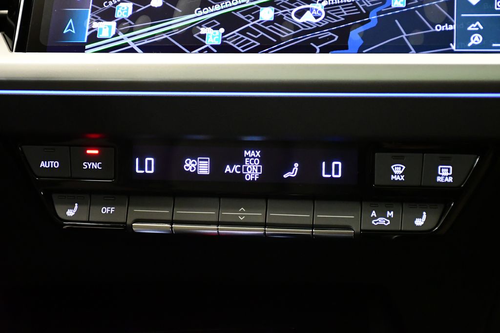 Thumbnail: 2026 Audi Q4 e-tron - 29