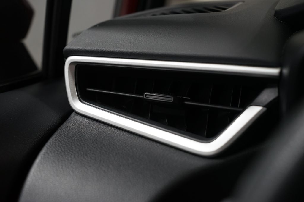 Thumbnail: 2025 Toyota Corolla - 23