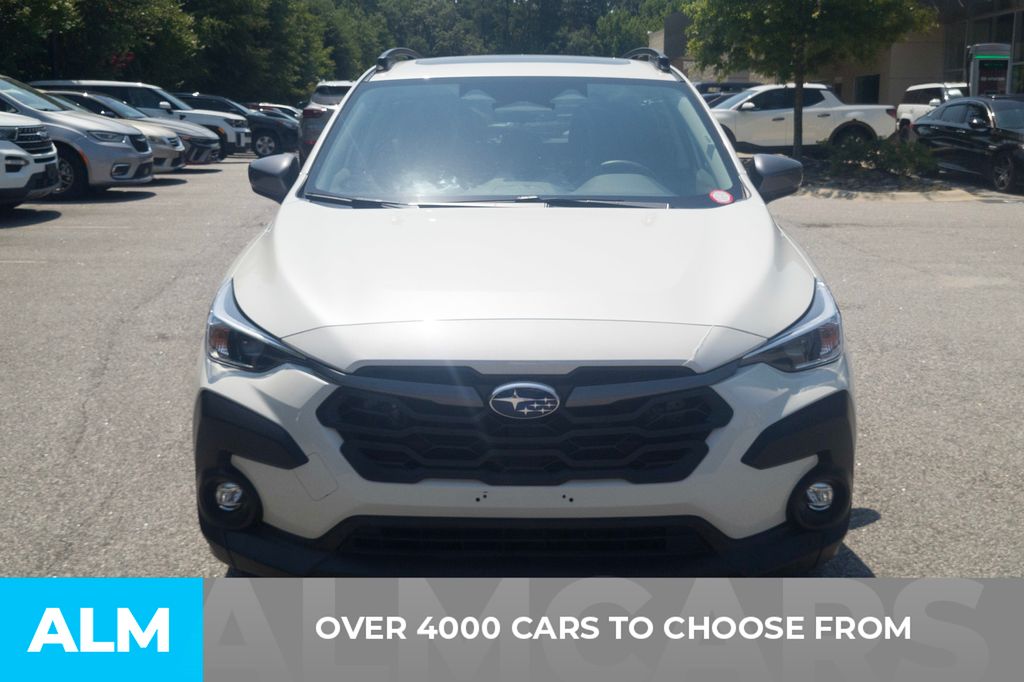 Used 2025 Crystal White Pearl Subaru Premium image 2