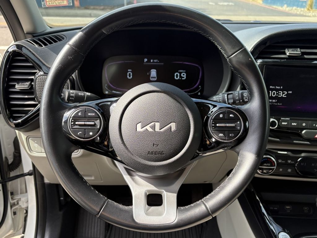 2023 Kia Soul EX