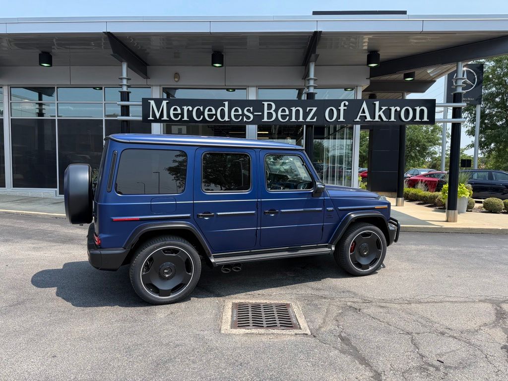 Brilliant Blue 2027 Mercedes-Benz G-Class SUV / Crossover All-Wheel Drive 9-Speed Automatic