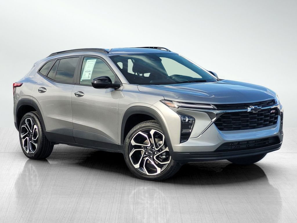 Sterling Gray Metallic 2025 Chevrolet Trax SUV / Crossover Front-Wheel Drive 6-Speed Automatic