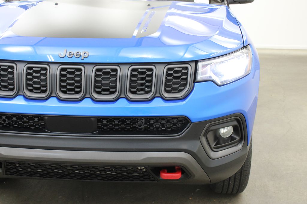 used 2024 Jeep Compass car, priced at $22,999