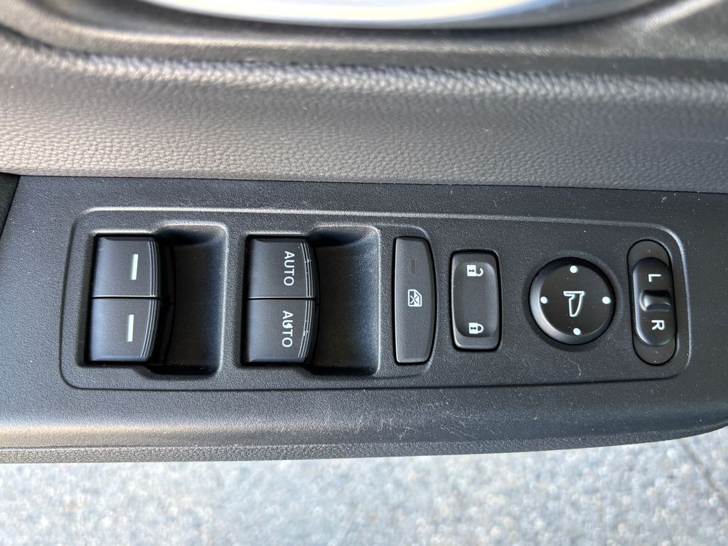 Thumbnail: 2023 Honda CR-V - 25