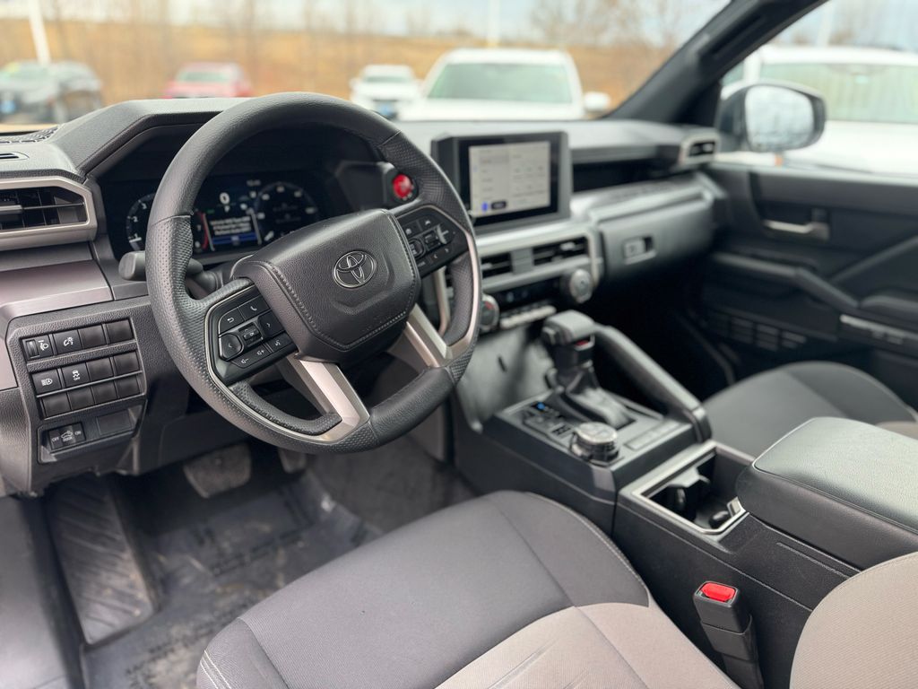 View vehicle photo 7