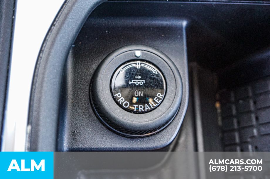 Used 2025 Black Ford Platinum image 46