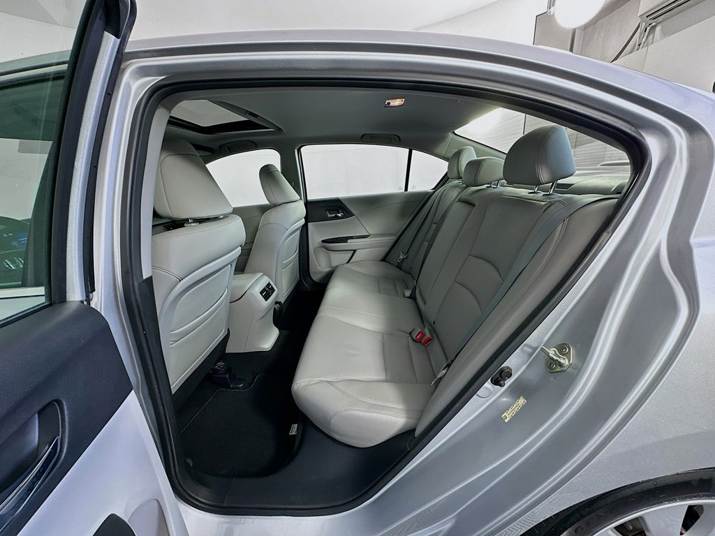 Thumbnail: 2013 Honda Accord - 25