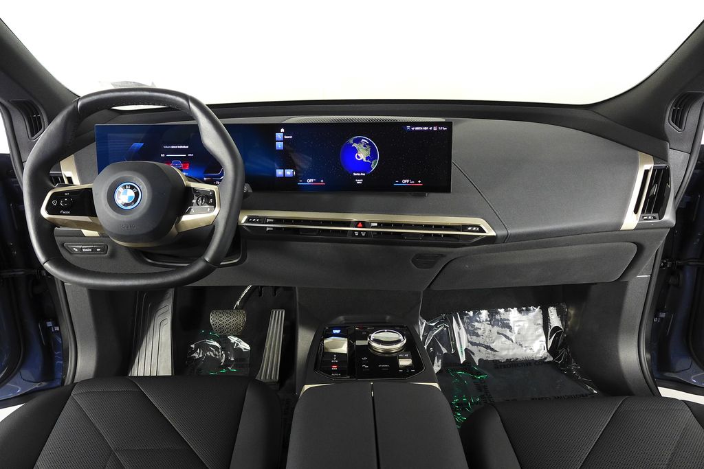 Thumbnail: 2023 BMW iX - 24