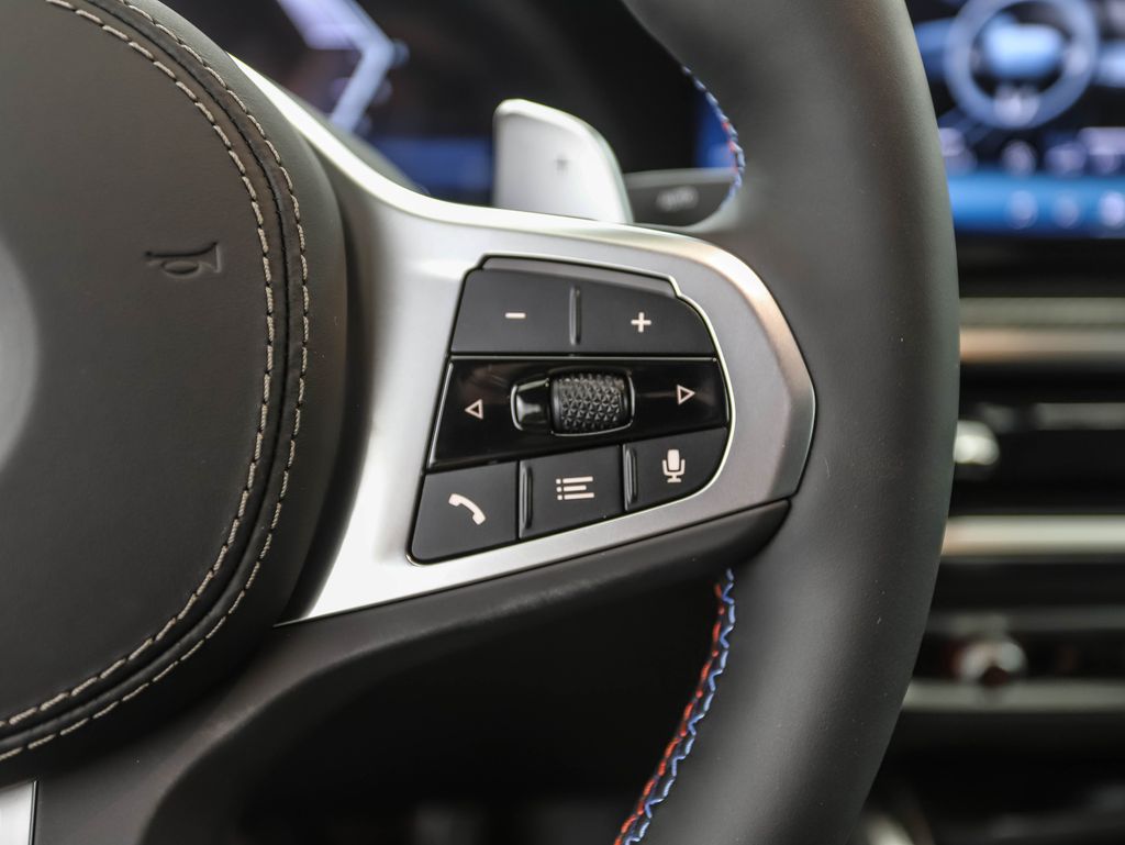Thumbnail: 2026 BMW X6 - 13