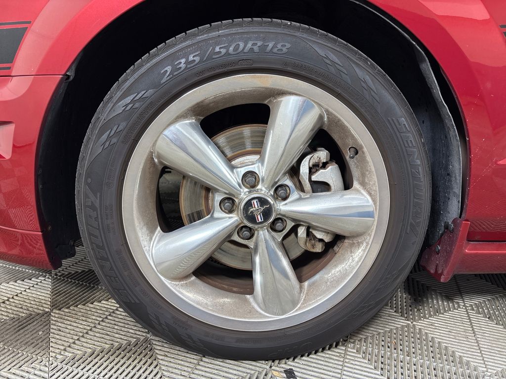 Used 2008  Ford  image 12