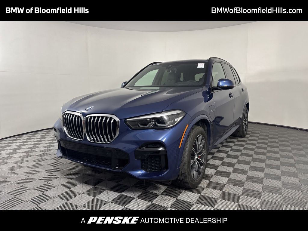 Thumbnail: 2022 BMW X5 - 1