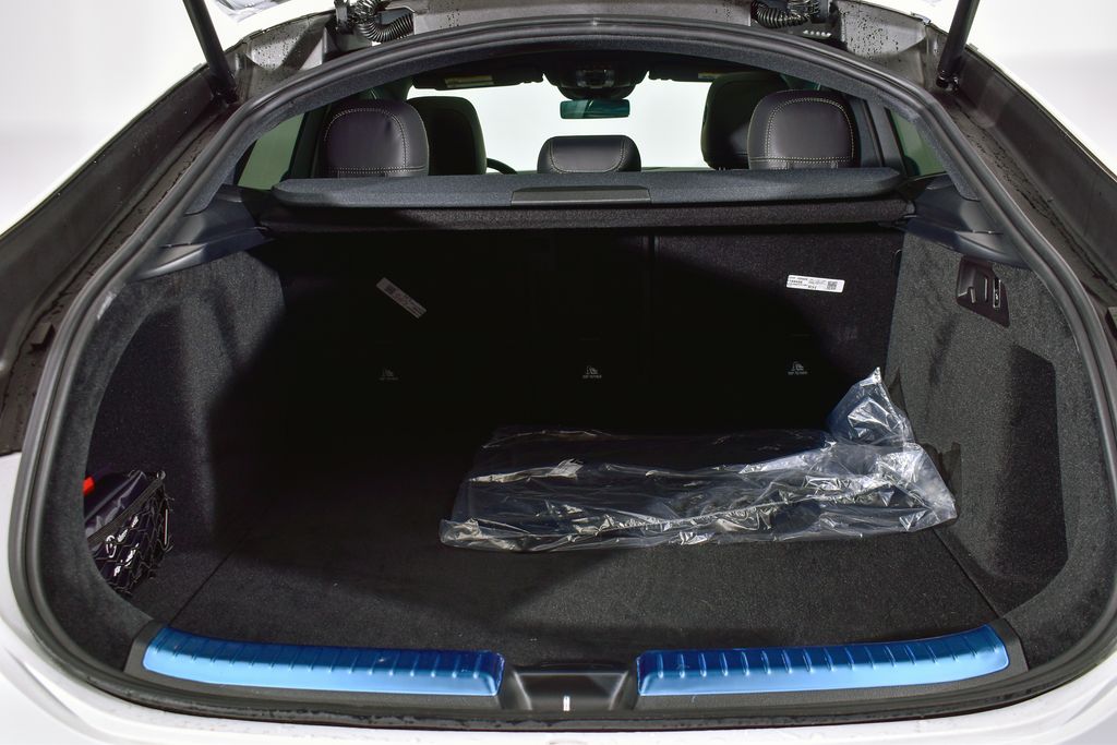 Thumbnail: 2026 Mercedes-Benz GLE - 24