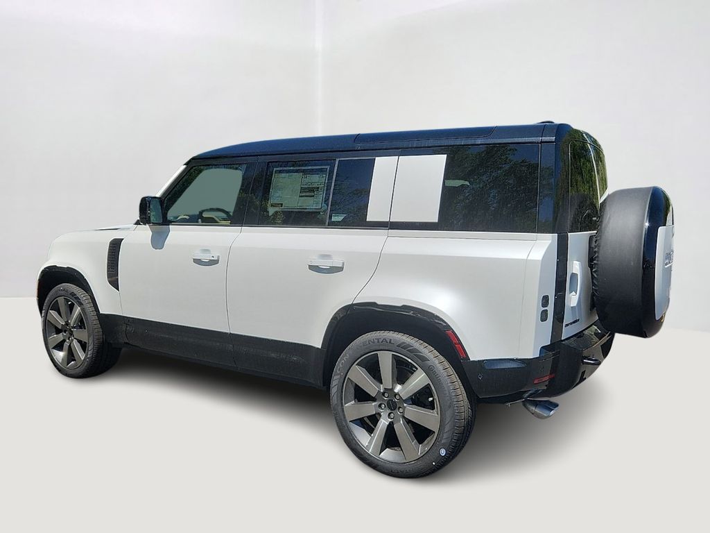 Thumbnail: 2026 Land Rover Defender - 4