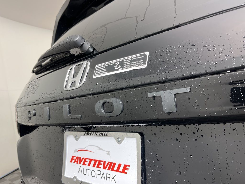 Thumbnail: 2025 Honda Pilot - 21