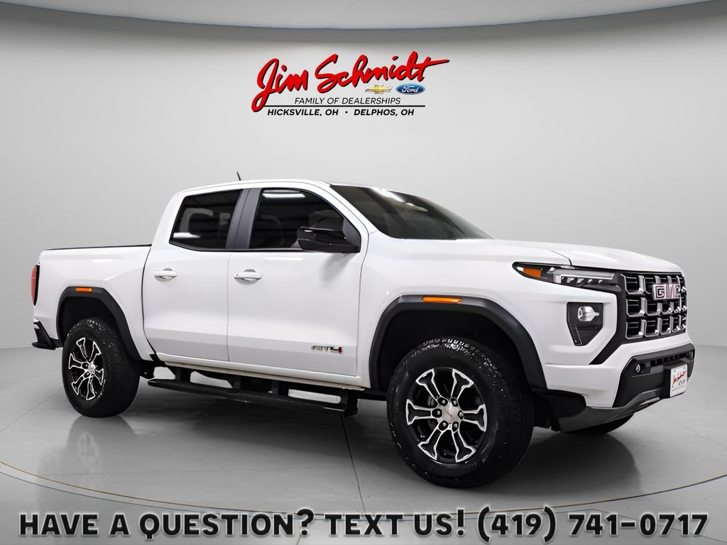 Summit White 2025 GMC Canyon Pickup Truck Four-Wheel Drive 8-Speed Automatic