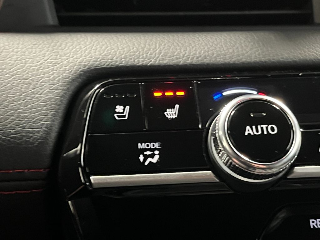 2025 Honda Pilot Black Edition photo